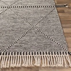 Surya Zanafi ZNF-2301 2'6" X 8' Black And Cream Runner 10 Surya Zanafi ZNF-2301 2'6" X 8' Black And Cream Runner -Home Decoration Series 4845030 3
