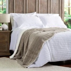 Timberlake Lavish Home Faux Rabbit Fur Jacquard Throw In Coffee -Home Decoration Series 54526637 13