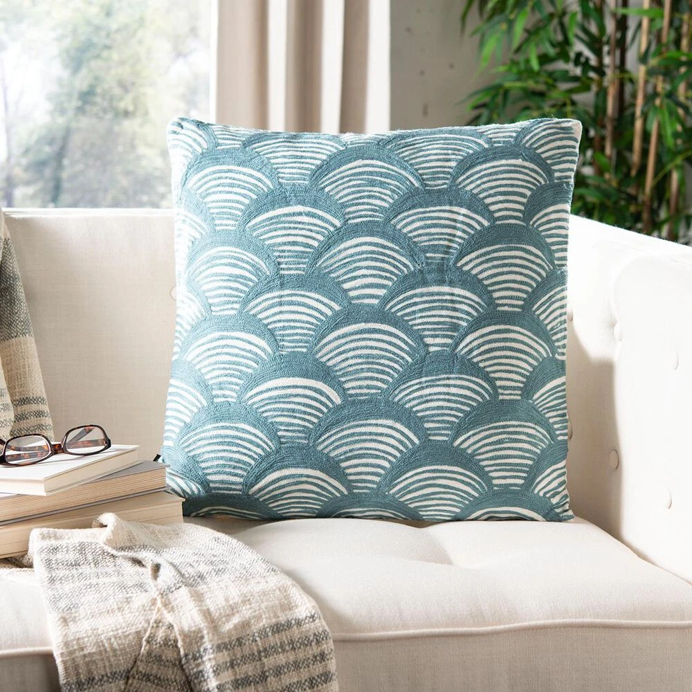 Safavieh Milla 20"x20" Pillow In Beige/Blue 3 Safavieh Milla 20"x20" Pillow In Beige/Blue