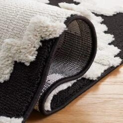 Safavieh Marrakesh MRK532 2'2" X 6' Ivory And Anthracite Runner -Home Decoration Series 5531050 5