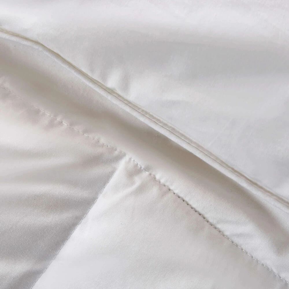 Blue Ridge Home Fashions Serta 233 Thread Count Full/Queen All Season Comforter In White Goose 4 Blue Ridge Home Fashions Serta 233 Thread Count Full/Queen All Season Comforter In White Goose - Image 2