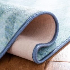 Safavieh Disney Princess Assurance 2'3" X 3'9" Light Blue And Turquoise Kids Rug -Home Decoration Series 6205621 5