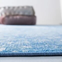 Safavieh Disney Frozen 2 Ice 5' X 7' Blue And Light Blue Kids Rug -Home Decoration Series 6205985 4