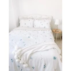 Triangle Home Fashions Livia Floral 5-Piece Full/Queen Comforter Set In Neutral And Blue 18 Triangle Home Fashions Livia Floral 5-Piece Full/Queen Comforter Set In Neutral And Blue -Home Decoration Series 62985551 8