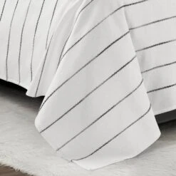 Triangle Home Fashions Ombre Stripe Full/Queen Blanket In Gray And White -Home Decoration Series 62985973 5