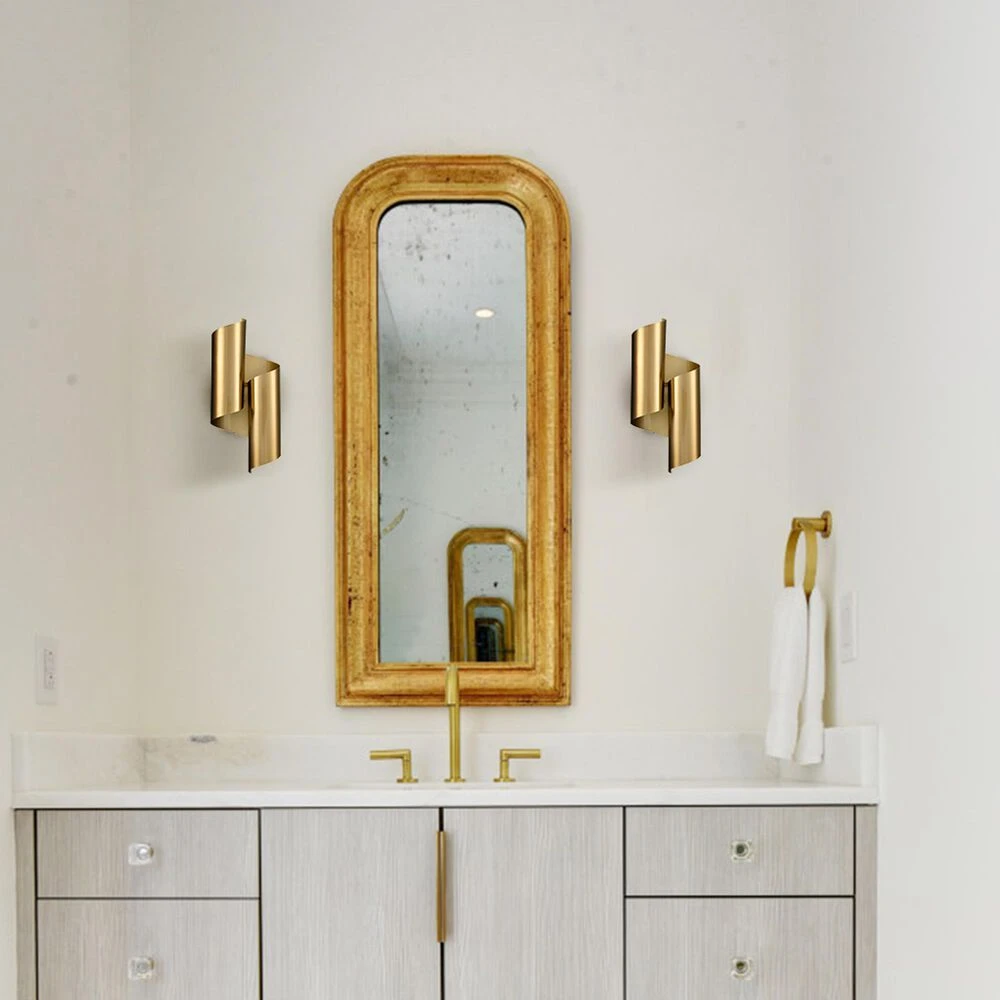 Claxy 1-Light Streamline Wall Sconce In Brass 8 Claxy 1-Light Streamline Wall Sconce In Brass - Image 6