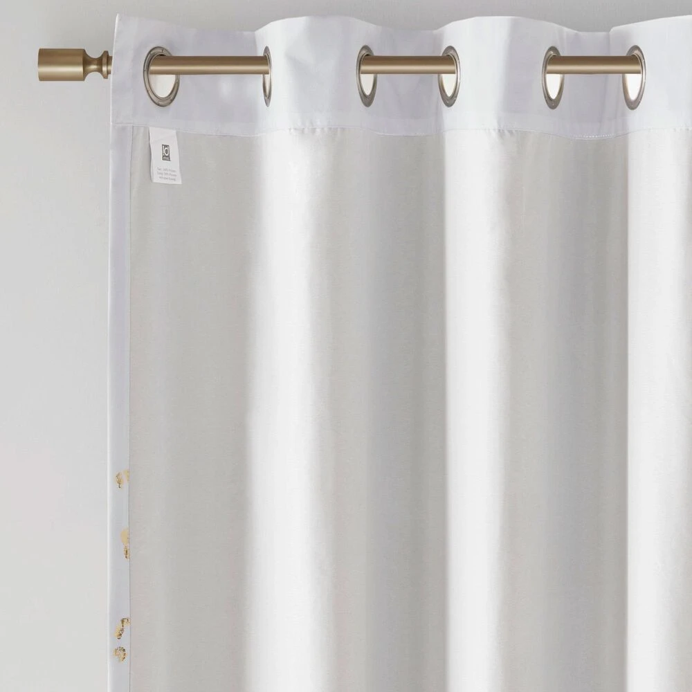 Hampton Park Lillie 50" X 84" Blackout Curtain Panel In White And Gold 6 Hampton Park Lillie 50" X 84" Blackout Curtain Panel In White And Gold - Image 4