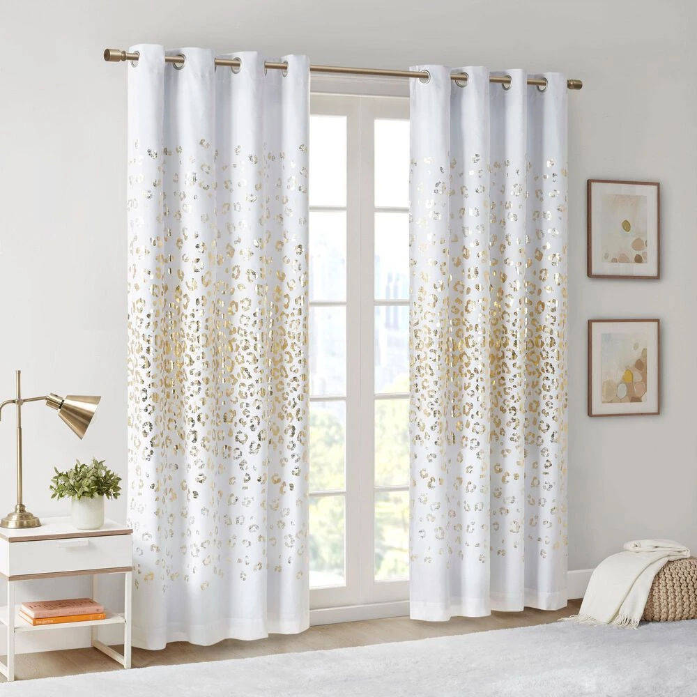 Hampton Park Lillie 50" X 84" Blackout Curtain Panel In White And Gold 8 Hampton Park Lillie 50" X 84" Blackout Curtain Panel In White And Gold - Image 6