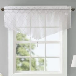 Hampton Park Irina 38" X 46" Valance In White